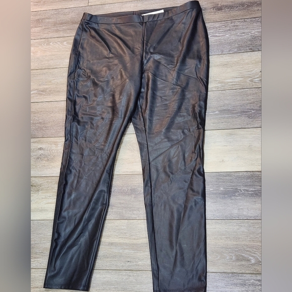 Chicos black faux leather leggings size 3 Tall or 16 TALL - Picture 1 of 7